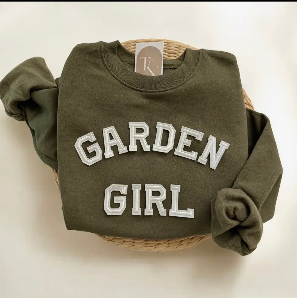 GARDEN GIRL SWEATSHIRT